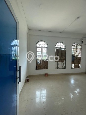 Unit Ruko Dijual di Batam LT 75m2 & LB 215m2 Unit Ruko Dijual di Batam LT 75m2 & LB 215m2