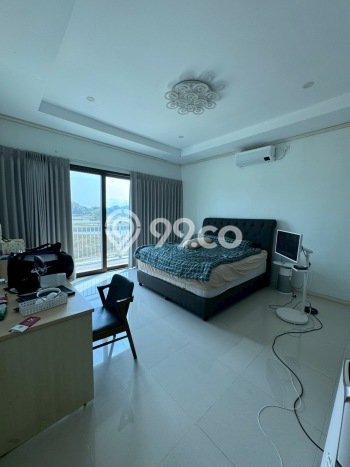 Hunian Elit LB 230m2 Siap Pakai Desain Elegan di Tiban, Batam Hunian Elit LB 230m2 Siap Pakai Desain Elegan di Tiban, Batam
