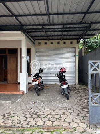 Dijual Rumah 4 Kamar Lokasi Strategis Nyaman dan Strategis di Banyumanik Dijual Rumah 4 Kamar Lokasi Strategis Nyaman dan Strategis di Banyumanik