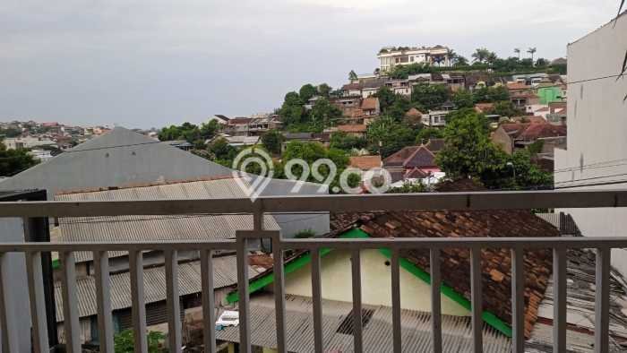 For Sale Hunian Rumah Terawat 4 KT di Manyaran, Semarang For Sale Hunian Rumah Terawat 4 KT di Manyaran, Semarang