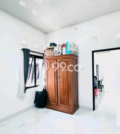 PROPERTI UNGGULAN! Rumah Strategis di , LT 231m2m² Bangunan 200m2m² PROPERTI UNGGULAN! Rumah Strategis di , LT 231m2m² Bangunan 200m2m²