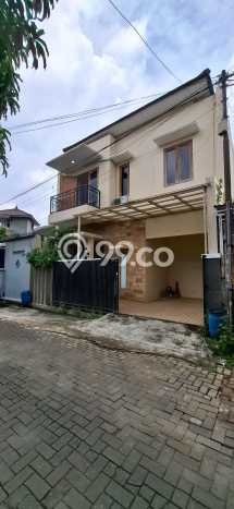 Jual Rumah Bagus Siap Huni LB 180m2 di Tembalang, Semarang Jual Rumah Bagus Siap Huni LB 180m2 di Tembalang, Semarang