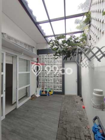 Dijual Rumah 3 Kamar Lokasi Ideal Bagus dan Strategis di Banyumanik Dijual Rumah 3 Kamar Lokasi Ideal Bagus dan Strategis di Banyumanik