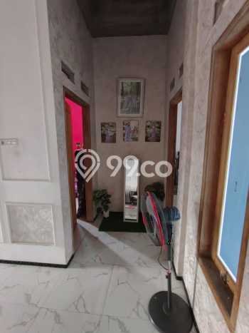 Unit Ruko Dijual di Gunung Pati Semarang 250m2 Unit Ruko Dijual di Gunung Pati Semarang 250m2