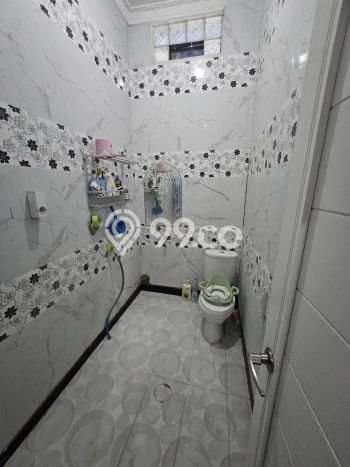 Rumah Modern 4 KT di Plamongan Semarang Semi Furnished Rumah Modern 4 KT di Plamongan Semarang Semi Furnished