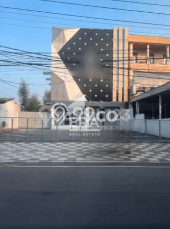 Disewakan Ruko komersial di Semarang Tengah luas bangunan 510m2 Disewakan Ruko komersial di Semarang Tengah luas bangunan 510m2