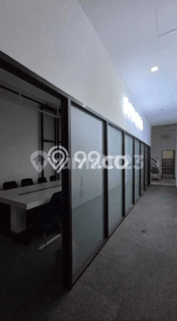 Ruko Disewakan Lokasi Semarang Selatan Semarang Harga Spesial! Ruko Disewakan Lokasi Semarang Selatan Semarang Harga Spesial!