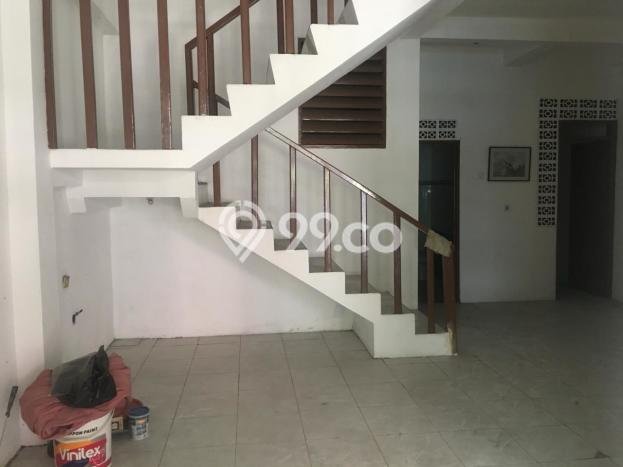 Rumah Strategis Minimalis Lb 150m2 di Kelapa Gading, Jakarta Utara Rumah Strategis Minimalis Lb 150m2 di Kelapa Gading, Jakarta Utara