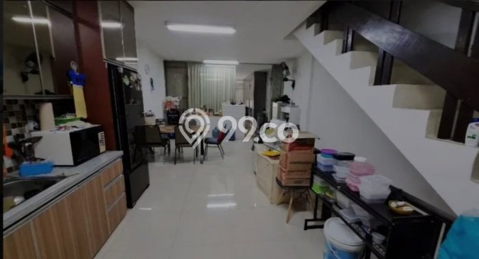 Area Ramai! Ruko Dijual di Sawah Besar untuk Bisnis Luas Bangunan 288m2 Area Ramai! Ruko Dijual di Sawah Besar untuk Bisnis Luas Bangunan 288m2