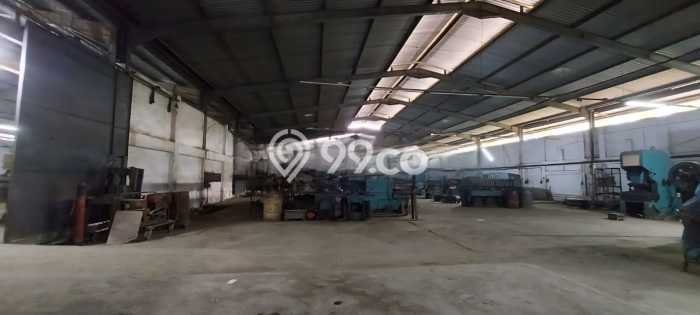 Unit Gudang Dijual di Jakarta Utara LT 4500m2 & LB 2000m2 Unit Gudang Dijual di Jakarta Utara LT 4500m2 & LB 2000m2