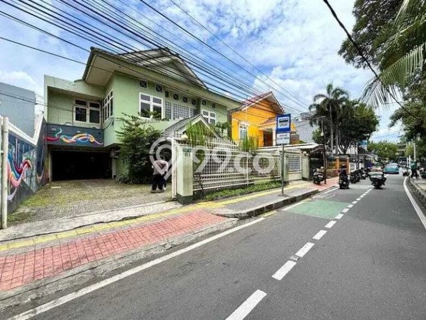 For Sale Rumah Mewah Exclusive di Tebet, Jakarta Selatan For Sale Rumah Mewah Exclusive di Tebet, Jakarta Selatan