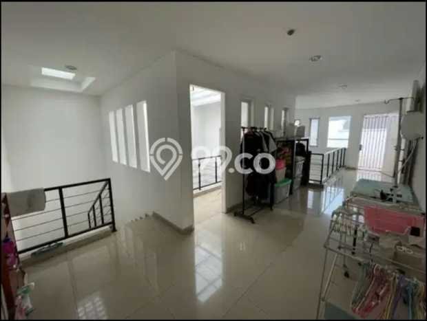 Vila di Kelapa Gading, Luas 294m2m², Dekat ke Fasilitas Umum Vila di Kelapa Gading, Luas 294m2m², Dekat ke Fasilitas Umum