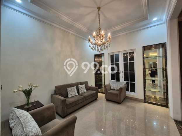 Hunian Mewah LB 1050m2 Siap Pakai Desain Elegan di Pondok Indah, Jakarta Selatan Hunian Mewah LB 1050m2 Siap Pakai Desain Elegan di Pondok Indah, Jakarta Selatan