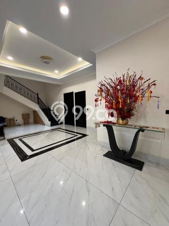Rumah Luxury Modern Tanpa Renovasi di Sunter Jakarta Utara Rumah Luxury Modern Tanpa Renovasi di Sunter Jakarta Utara