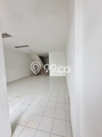 Disewakan Ruko di Pusat Kota Jakarta Utara Ramai Strategis Disewakan Ruko di Pusat Kota Jakarta Utara Ramai Strategis