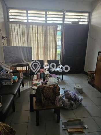 Rumah Elit LB 202m2 Siap Huni Desain Elegan di Roxy, Jakarta Pusat Rumah Elit LB 202m2 Siap Huni Desain Elegan di Roxy, Jakarta Pusat