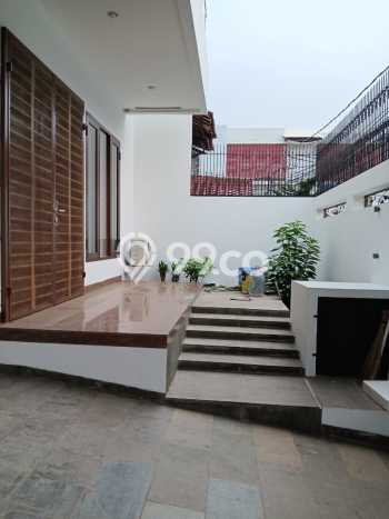 For Sale! Luxury House LT 150m2 Desain Elegan di Puri Indah For Sale! Luxury House LT 150m2 Desain Elegan di Puri Indah
