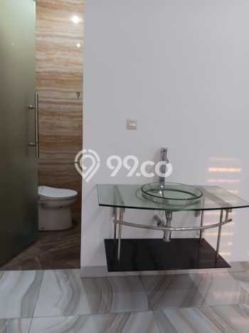 For Sale! Luxury House LT 150m2 Desain Elegan di Puri Indah For Sale! Luxury House LT 150m2 Desain Elegan di Puri Indah