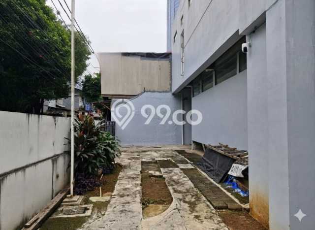 Dijual Rumah Kost di Gatot Subroto, Jakarta Selatan, 28 KT, 30 KM, Bangunan 600m2 Dijual Rumah Kost di Gatot Subroto, Jakarta Selatan, 28 KT, 30 KM, Bangunan 600m2