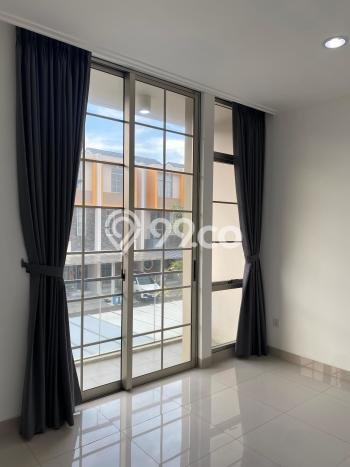 Rumah Asri area Kosambi, 3 KT, Area Strategis, LT 90m2m² Bangunan 136m2m² Rumah Asri area Kosambi, 3 KT, Area Strategis, LT 90m2m² Bangunan 136m2m²