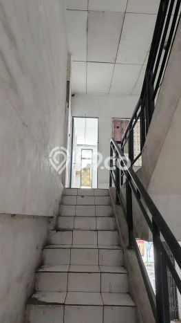 Ruko untuk disewa di Cengkareng punya LT 60m2 & LB 120m2 harga sewa kompetitif Ruko untuk disewa di Cengkareng punya LT 60m2 & LB 120m2 harga sewa kompetitif