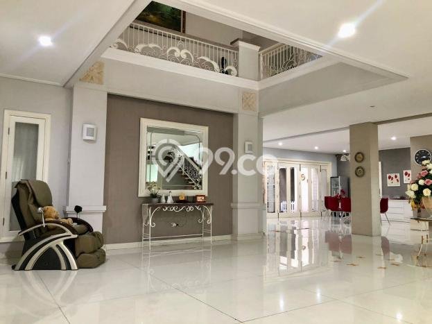 Hunian Elit LB 1000m2 Siap Pakai Desain Elegan di Graha, Surabaya Hunian Elit LB 1000m2 Siap Pakai Desain Elegan di Graha, Surabaya