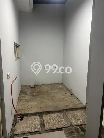 Rumah Elit Modern Tanpa Renovasi di Pakuwon Indah Surabaya Rumah Elit Modern Tanpa Renovasi di Pakuwon Indah Surabaya