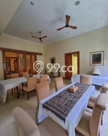 Best Deal Hunian Premium Ideal dan Luas di Menteng, Jakarta Pusat Best Deal Hunian Premium Ideal dan Luas di Menteng, Jakarta Pusat