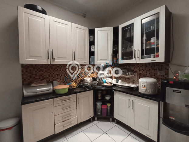 Rumah Mewah Siap Huni LT 604m2 di Cinere, Depok Rumah Mewah Siap Huni LT 604m2 di Cinere, Depok