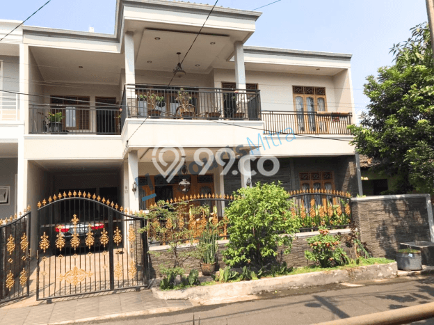 Rumah Eksklusif Siap Huni LT 200m2 di Pamulang, Tangerang Selatan Rumah Eksklusif Siap Huni LT 200m2 di Pamulang, Tangerang Selatan
