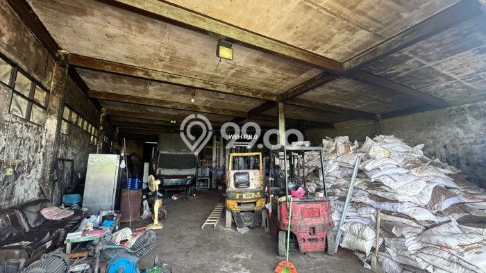 Lokasi Strategis! Dijual Gudang Bisnis di Sekupang, Batam Kondisi Baik Lokasi Strategis! Dijual Gudang Bisnis di Sekupang, Batam Kondisi Baik