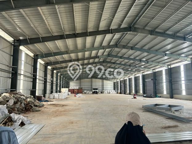 Unit Gudang Disewa Lokasi Sagulung, Batam Spesifikasi Luas Bangunan 4200m2 Unit Gudang Disewa Lokasi Sagulung, Batam Spesifikasi Luas Bangunan 4200m2