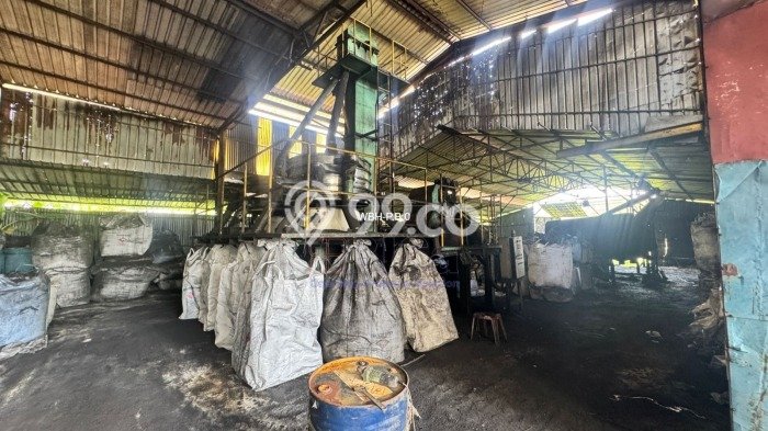 Lokasi Strategis! Dijual Gudang Bisnis di Sekupang, Batam Kondisi Baik Lokasi Strategis! Dijual Gudang Bisnis di Sekupang, Batam Kondisi Baik