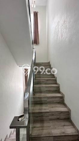 Rumah Strategis Modern Lb 170m2 di Batam Centre, Batam Rumah Strategis Modern Lb 170m2 di Batam Centre, Batam