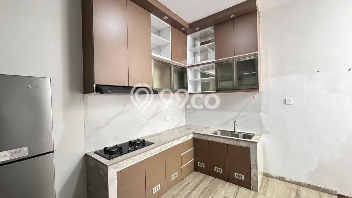Rumah Strategis Modern Lb 170m2 di Batam Centre, Batam Rumah Strategis Modern Lb 170m2 di Batam Centre, Batam