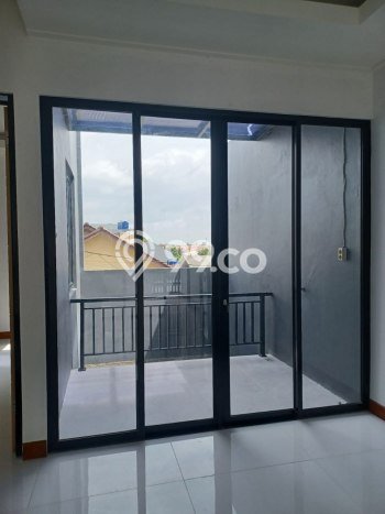 Rumah Luas Asri 3 KT Siap Pakai di Jatiwaringin Bekasi Rumah Luas Asri 3 KT Siap Pakai di Jatiwaringin Bekasi
