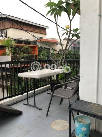 Siap Huni Rumah Mewah 5 Kamar di Pondok Aren Dekat ke Mana Pun Siap Huni Rumah Mewah 5 Kamar di Pondok Aren Dekat ke Mana Pun