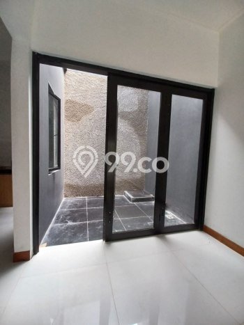 Rumah Luas Asri 3 KT Siap Pakai di Jatiwaringin Bekasi Rumah Luas Asri 3 KT Siap Pakai di Jatiwaringin Bekasi