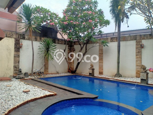 Dijual Rumah Premium dengan Fasilitas Sekitar Komplit di Cilandak, Jakarta Selatan Dijual Rumah Premium dengan Fasilitas Sekitar Komplit di Cilandak, Jakarta Selatan