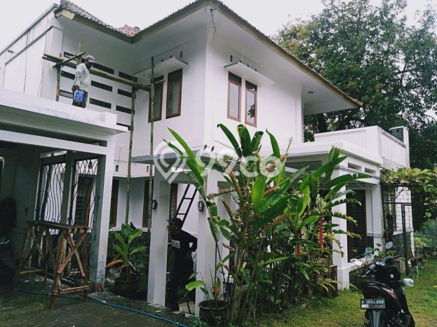 Rumah Luxury Modern Tanpa Renovasi di Ciwaruga Bandung Rumah Luxury Modern Tanpa Renovasi di Ciwaruga Bandung