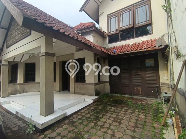 Disewakan Ruko di Kawasan Ramai Bandung Kota Luas 900m2 Disewakan Ruko di Kawasan Ramai Bandung Kota Luas 900m2