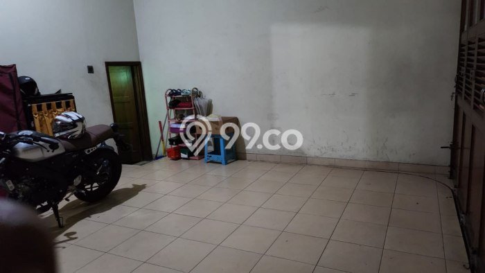 For Sale! Premium House LT 240m2 Desain Modern di Buah Batu For Sale! Premium House LT 240m2 Desain Modern di Buah Batu