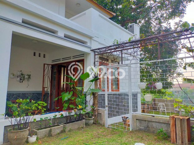Rumah Luxury Modern Tanpa Renovasi di Ciwaruga Bandung Rumah Luxury Modern Tanpa Renovasi di Ciwaruga Bandung