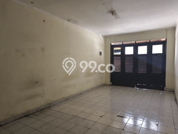 Disewakan Ruko di Kawasan Ramai Bandung Kota Luas 900m2 Disewakan Ruko di Kawasan Ramai Bandung Kota Luas 900m2