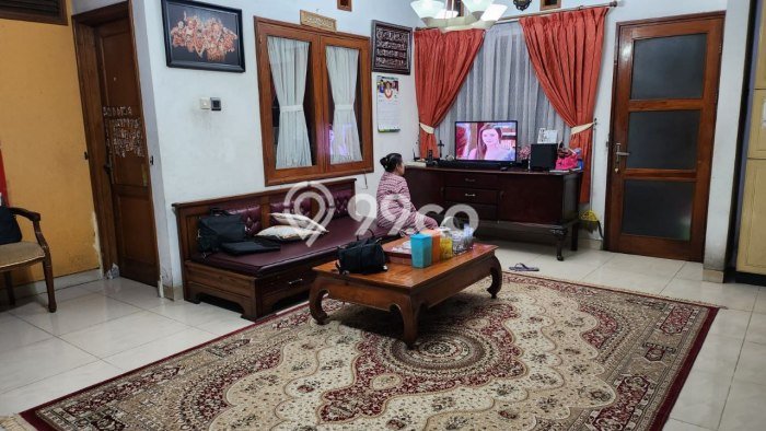 For Sale! Premium House LT 240m2 Desain Modern di Buah Batu For Sale! Premium House LT 240m2 Desain Modern di Buah Batu