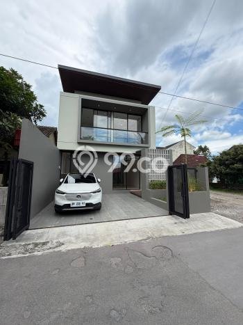 Rumah Luas Asri 3 KT Siap Pakai di Kaliurang Sleman Rumah Luas Asri 3 KT Siap Pakai di Kaliurang Sleman