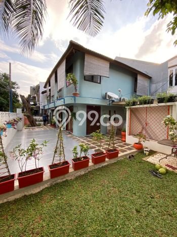 Rumah Mewah LB 180m2 Siap Pakai Desain Elegan di Bintaro, Tangerang Selatan Rumah Mewah LB 180m2 Siap Pakai Desain Elegan di Bintaro, Tangerang Selatan