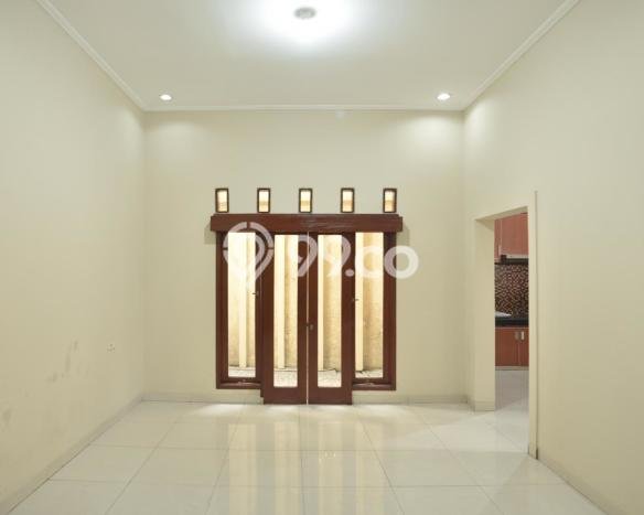 For Sale Rumah Elit Exclusive di Matraman, Jakarta Timur For Sale Rumah Elit Exclusive di Matraman, Jakarta Timur