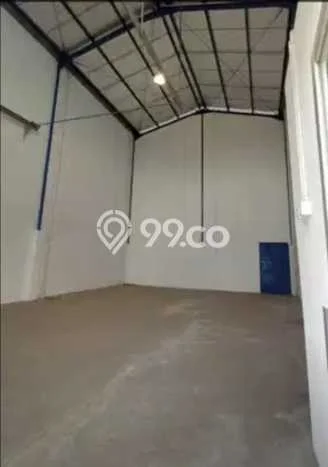 Disewakan Gudang di Pusat Kota Depok Ramai Strategis Disewakan Gudang di Pusat Kota Depok Ramai Strategis