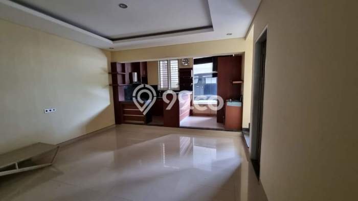 Dijual Rumah Mewah Megah Dengan View Eksklusif di Cawang, Jakarta Timur Dijual Rumah Mewah Megah Dengan View Eksklusif di Cawang, Jakarta Timur